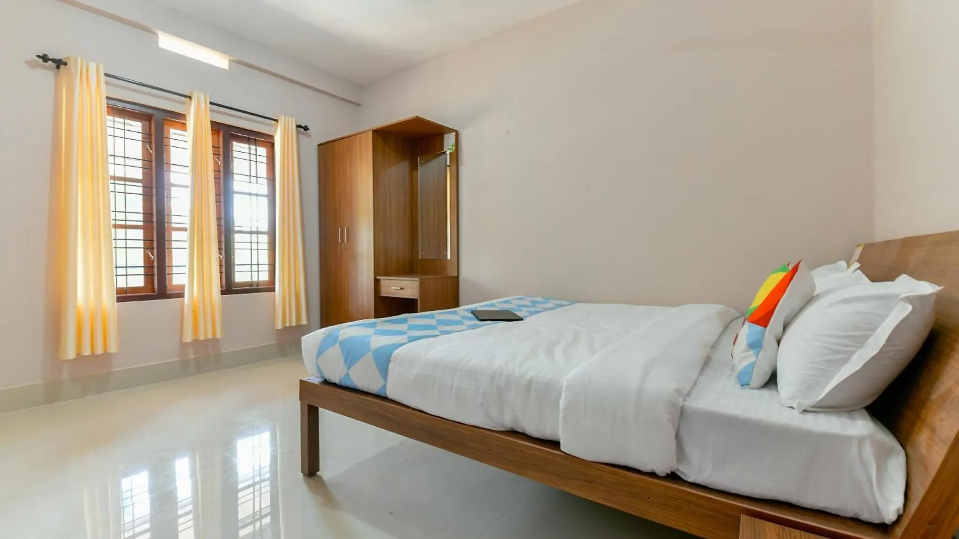 Guest house Hotel O Home Elegant Stay Fine Nest Homes Kalpetta