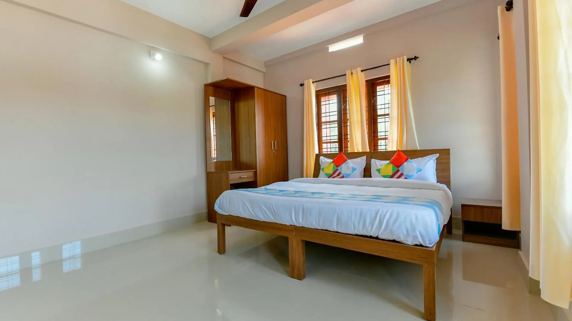 Guest house Hotel O Home Elegant Stay Fine Nest Homes Kalpetta