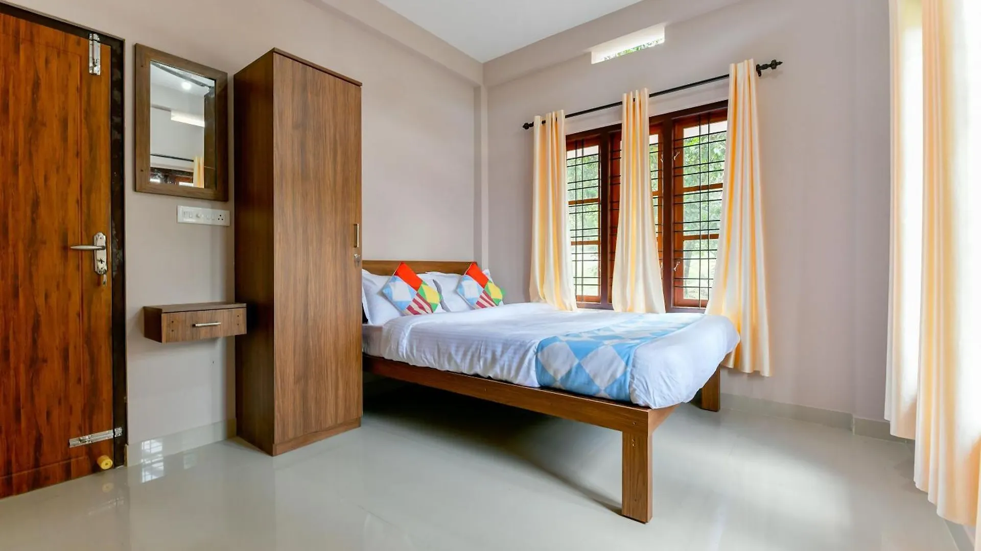 Guest house Hotel O Home Elegant Stay Fine Nest Homes Kalpetta