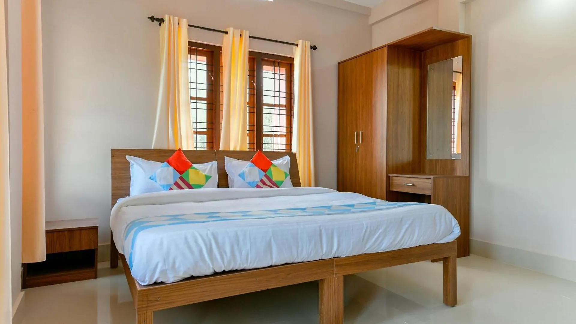 Guest house Hotel O Home Elegant Stay Fine Nest Homes Kalpetta