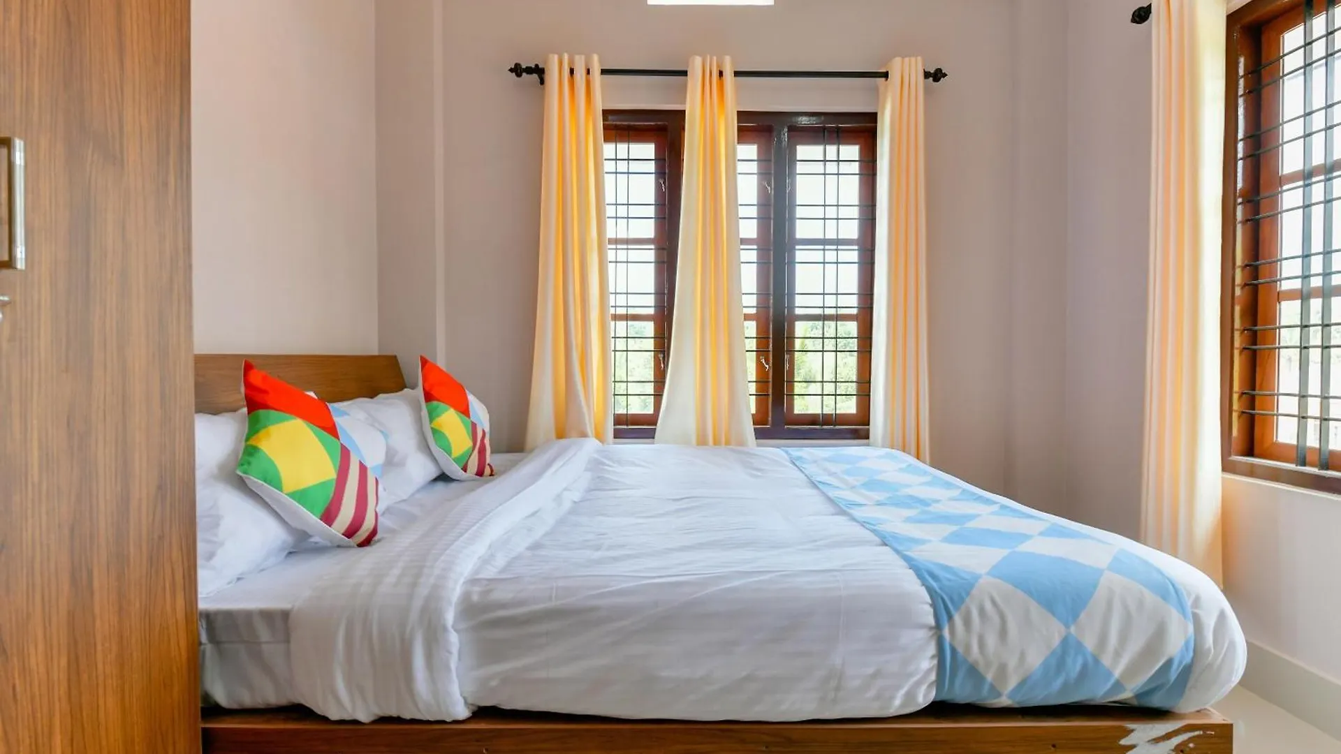 Guest house Hotel O Home Elegant Stay Fine Nest Homes Kalpetta